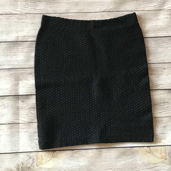 Super cute bandage skirt. - Picture 1 of 2